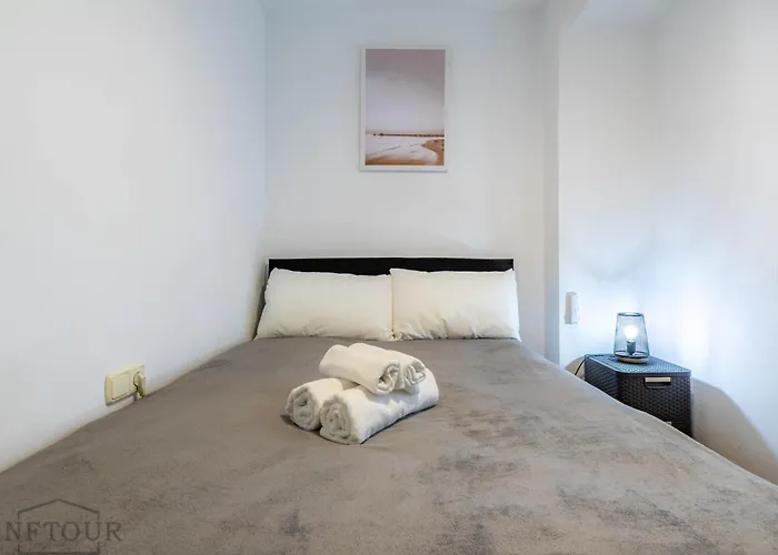 Jardin 9 Inftour Apartment *